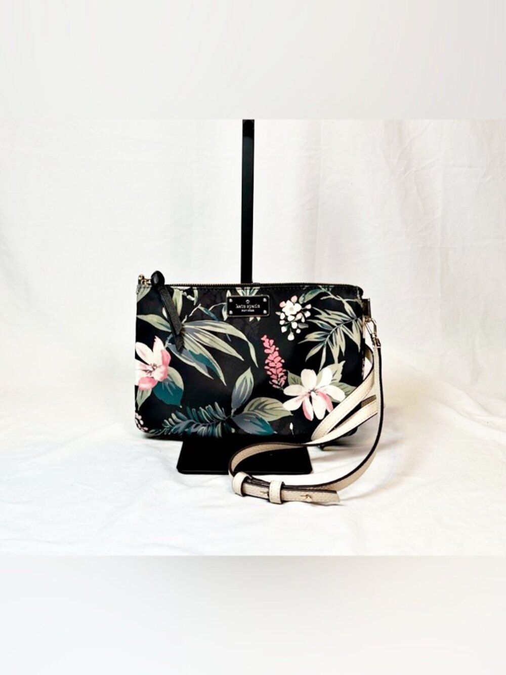 Kate Spade Wilson Road Black Botanical Floral Madelyne Cross Body Bag
